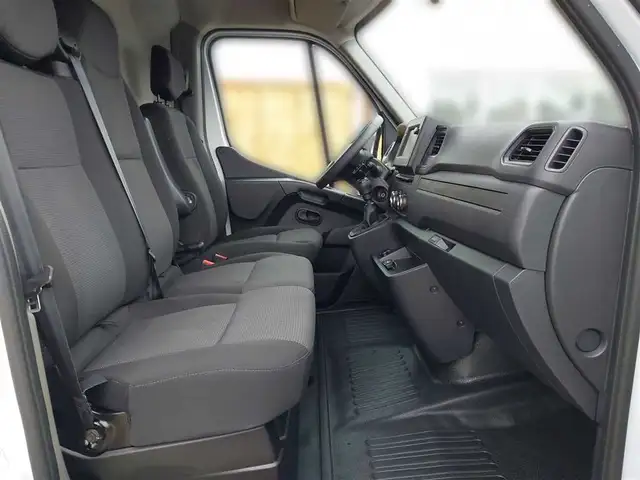 Renault Master view 12