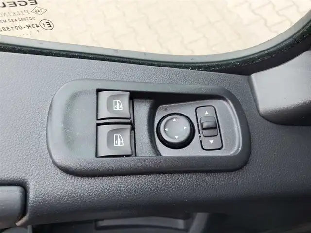 Renault Master view 11