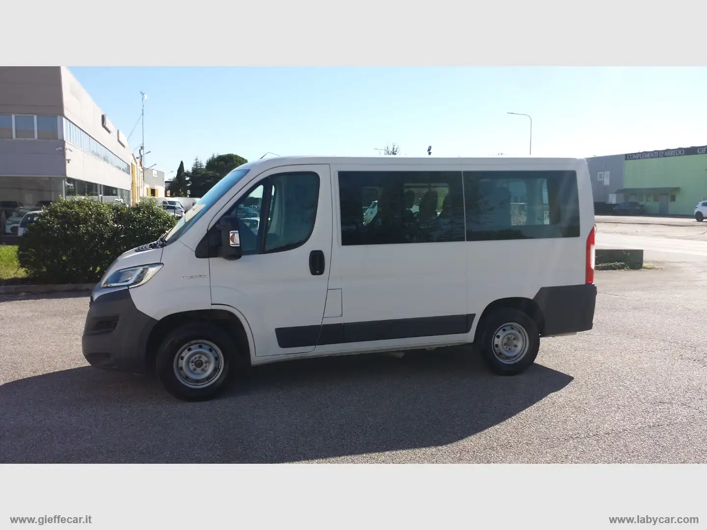 Fiat Ducato 2.3 M-JET 150 PANORAMA 9 POSTI Weiß - 1