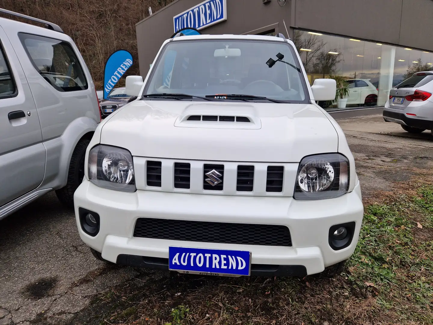 Suzuki Jimny 1.3 vvt Evolution+ 4wd auto Bianco - 1