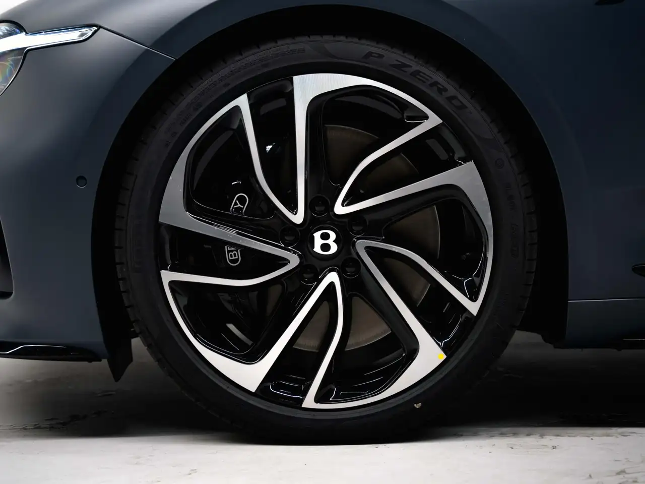 Bentley Continental GT 2026 — фото 13