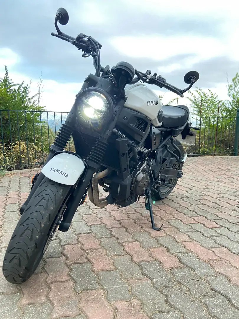 Yamaha XSR 700 35 KW Biały - 1