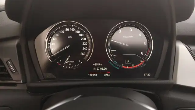 BMW 2 Series view 12