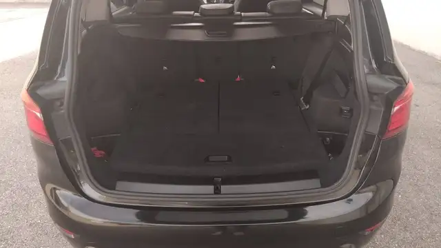 BMW 2 Series view 14