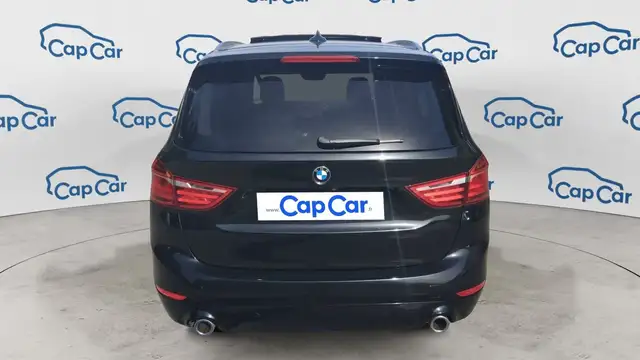 BMW 2 Series view 3