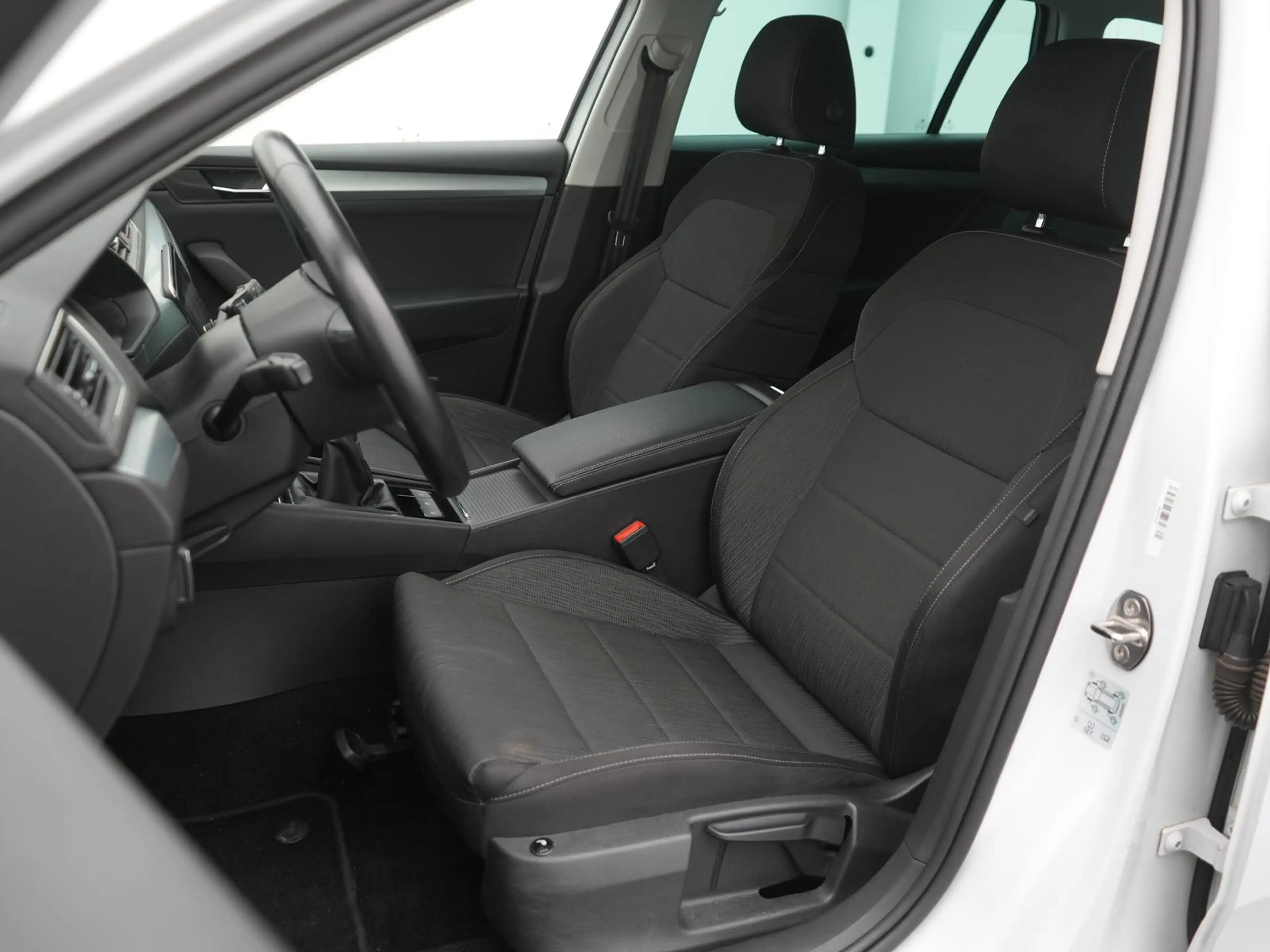 Skoda Superb Ambition BI-XENON,KLIMA,WINTER,KAM,TEMPO, — photo 6