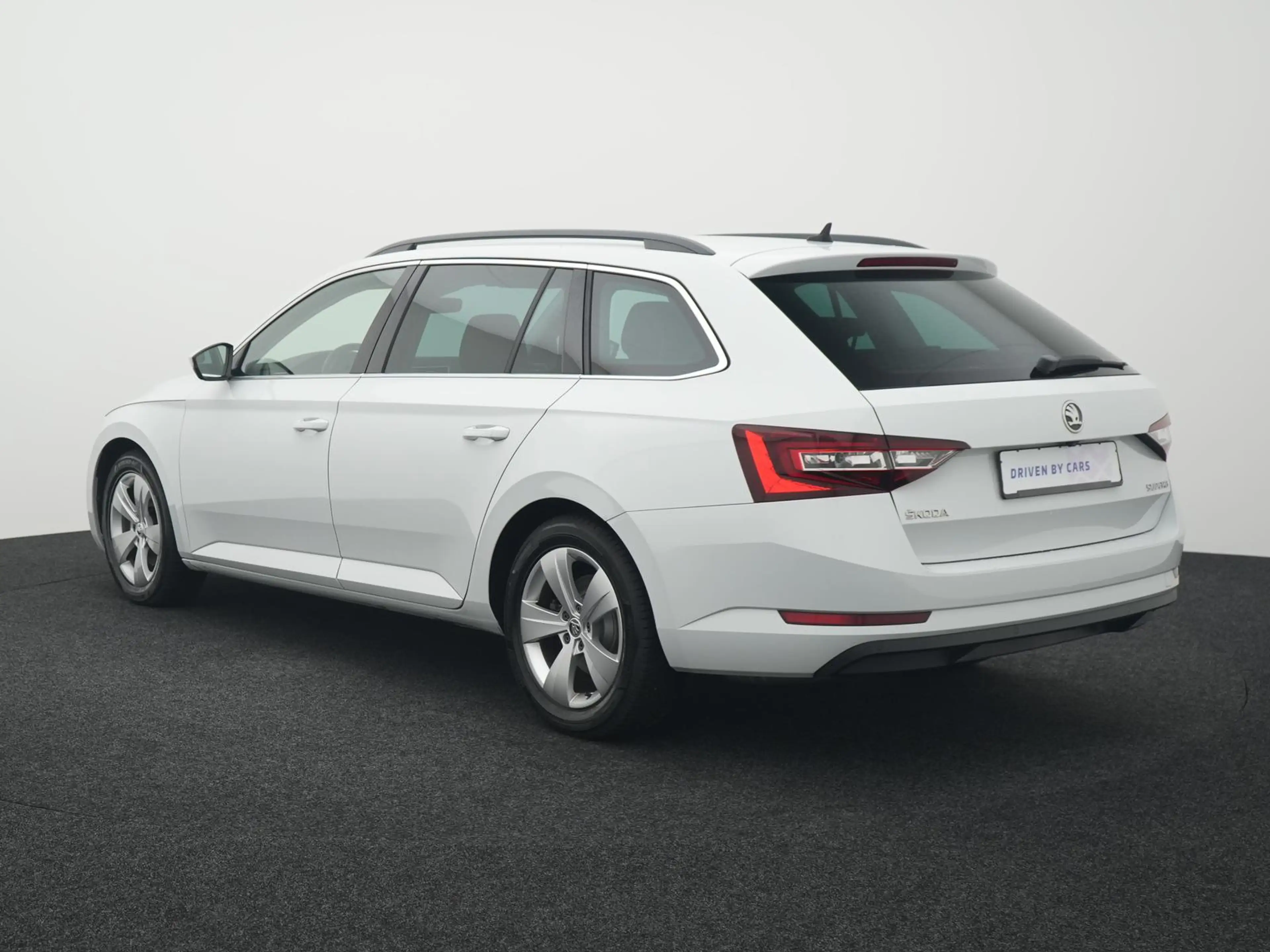 Skoda Superb Ambition BI-XENON,KLIMA,WINTER,KAM,TEMPO, — photo 3