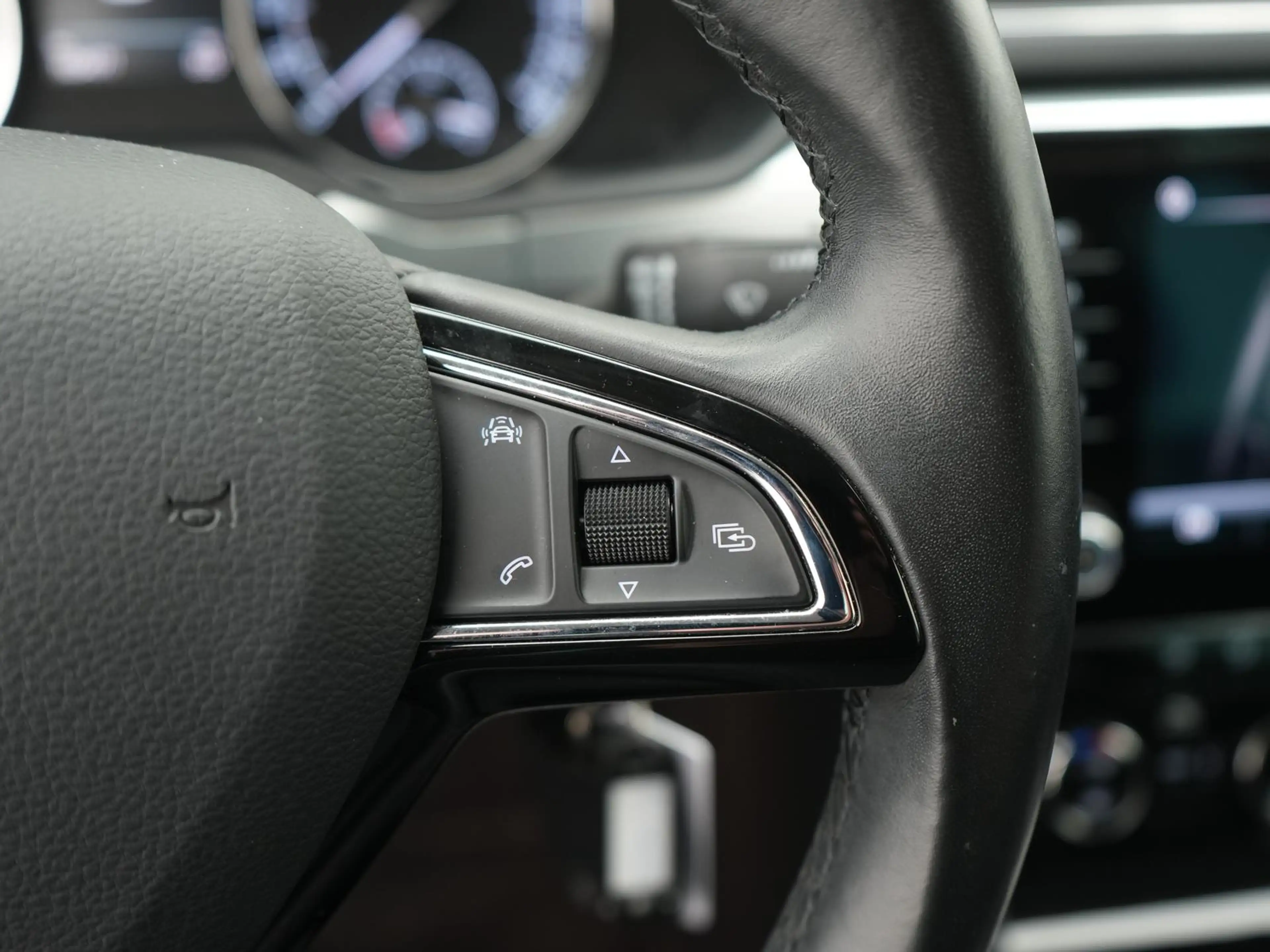 Skoda Superb Ambition BI-XENON,KLIMA,WINTER,KAM,TEMPO, — photo 12