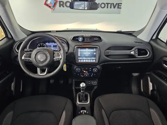 Jeep Renegade view 7