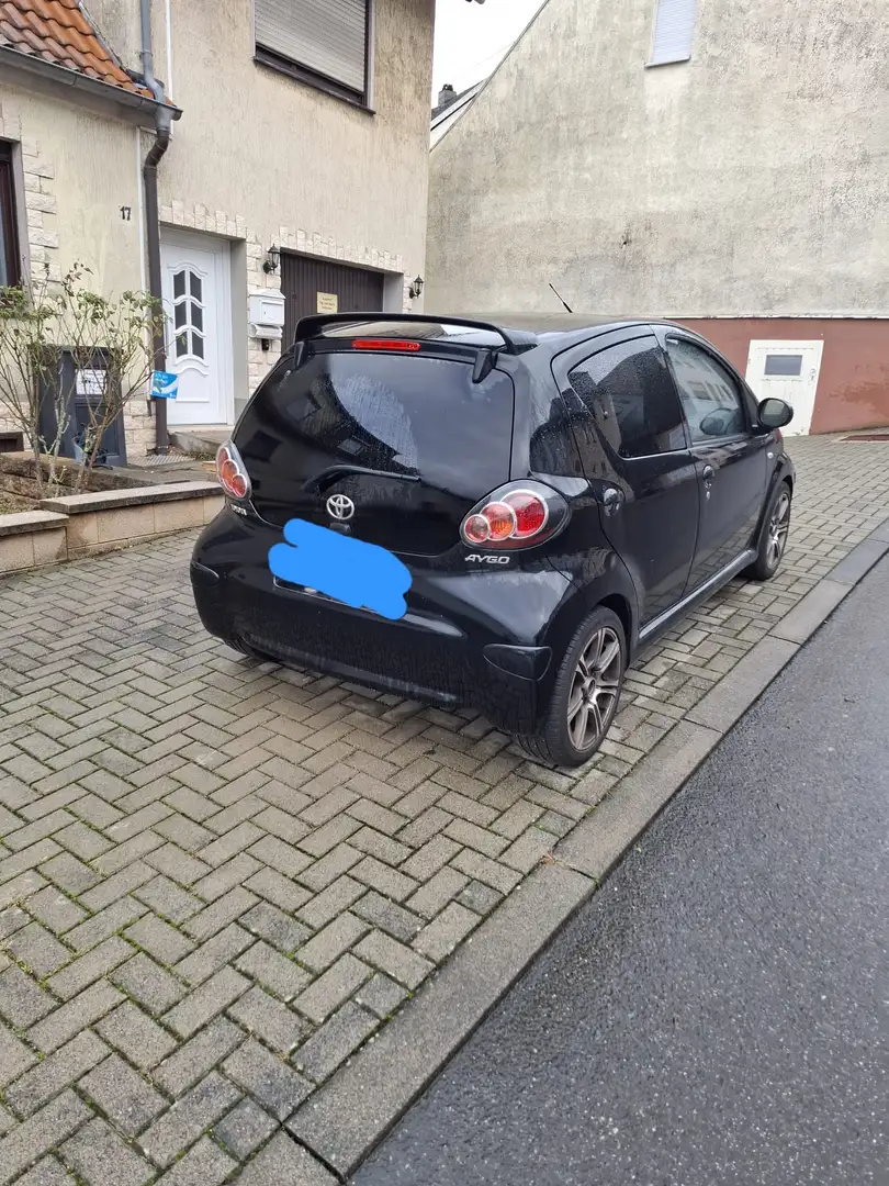 Toyota Aygo Edition Schwarz - 2