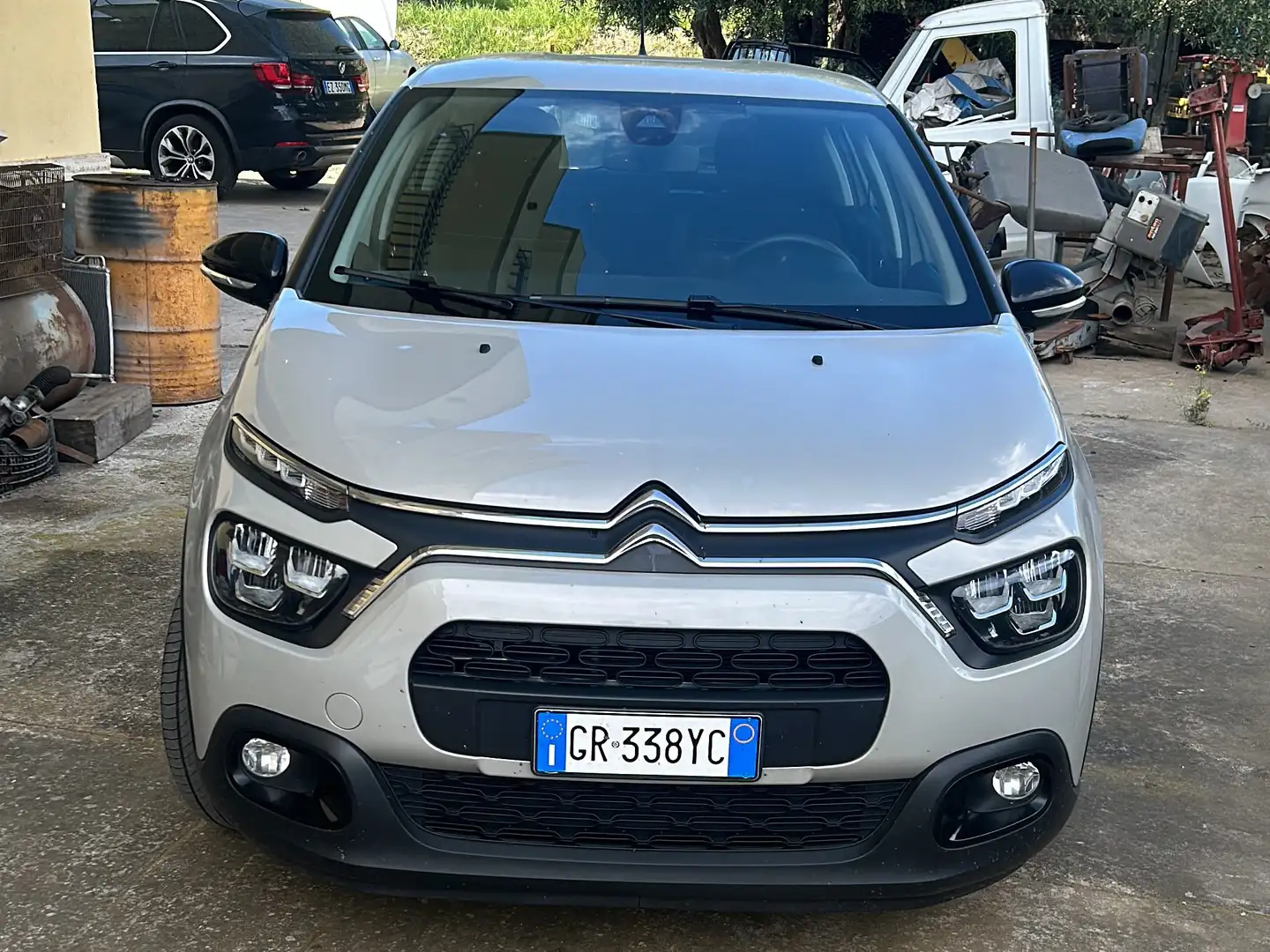 Citroen C3 C3 III 2017 1.2 puretech Feel Pack s Beige - 1
