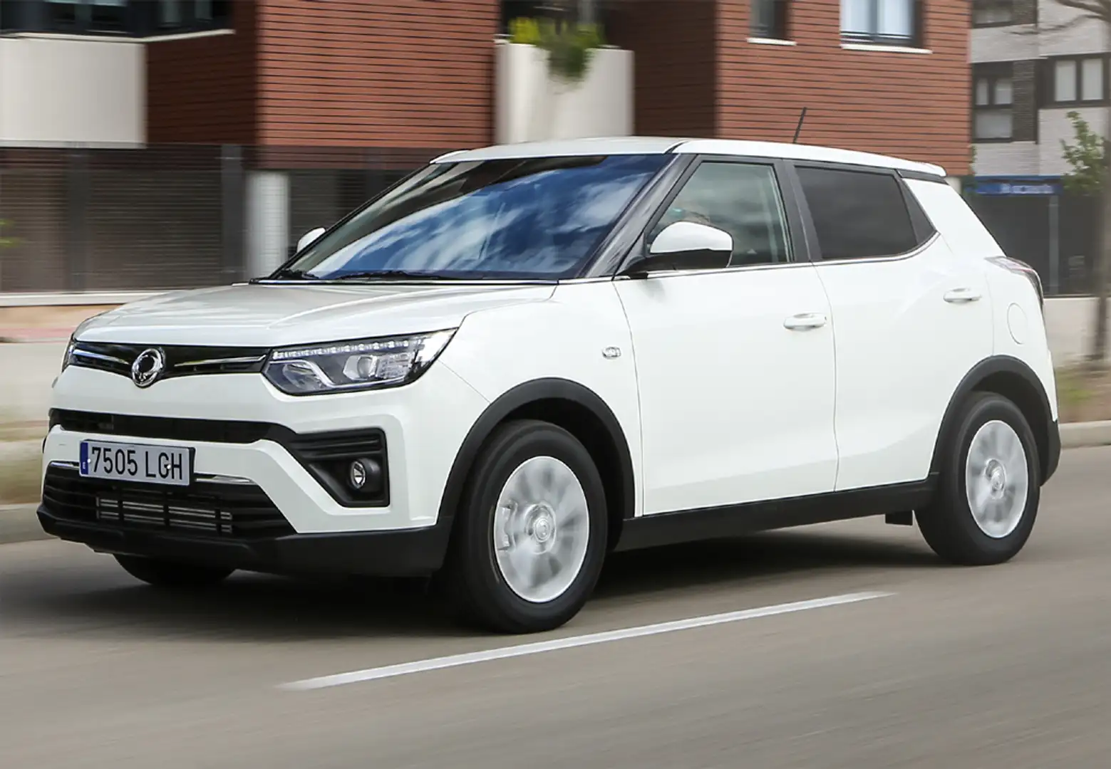 SsangYong Tivoli G12 Line 4x2 Rojo - 2
