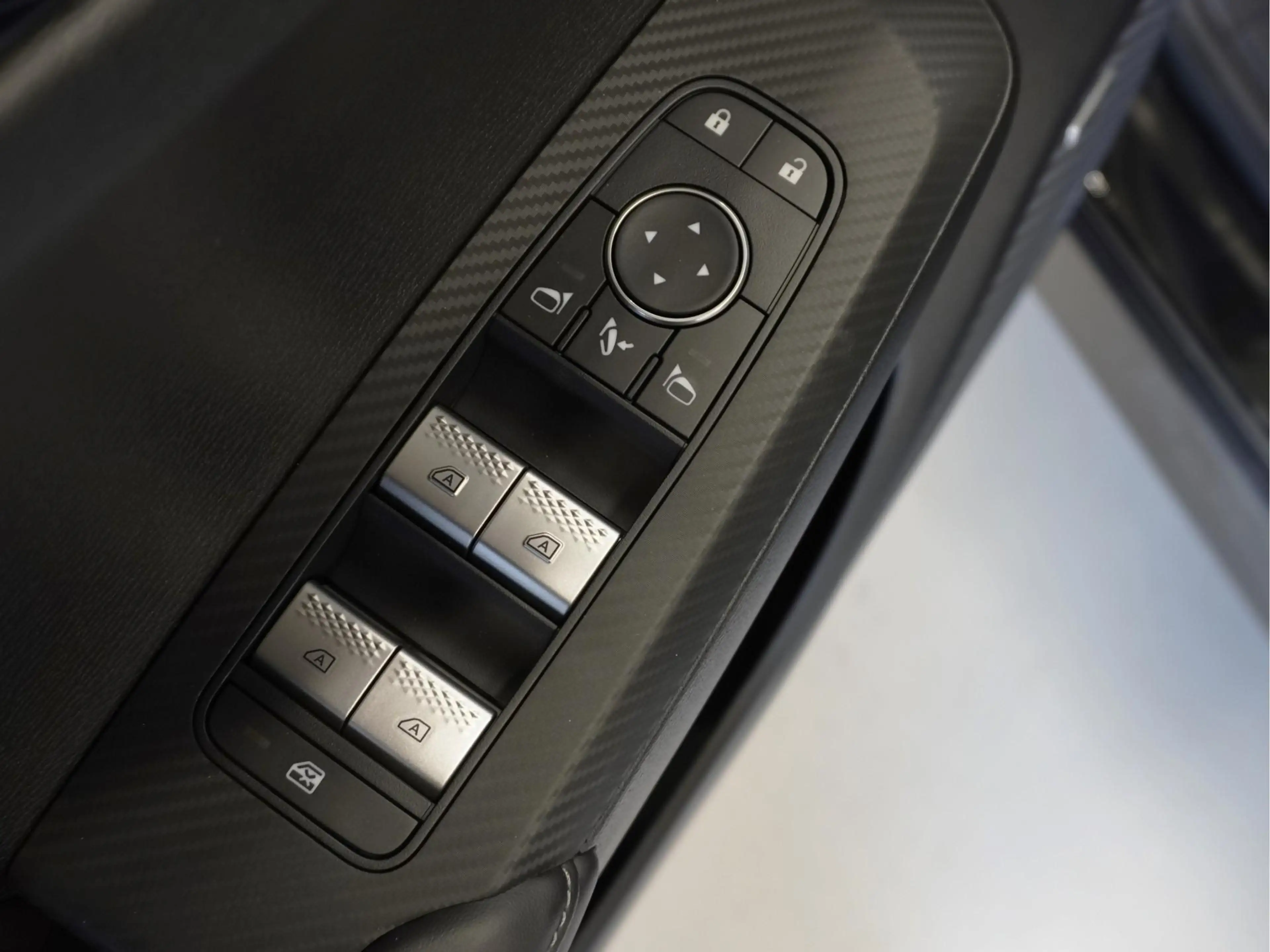 Mitsubishi Outlander 2.4 PHEV Black Edition | Actieprijs | Special | He — photo 15