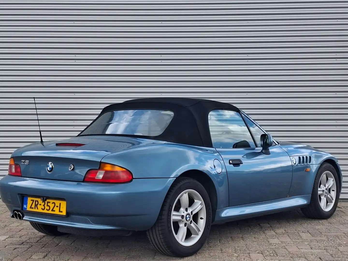 BMW Z3 Roadster 1.9i | Nieuw Binnen! | Stoelverwarming | Blauw - 2
