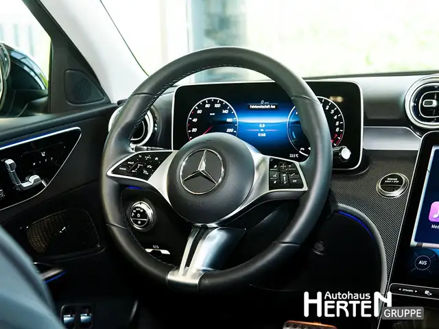 Mercedes-Benz C-Class view 7