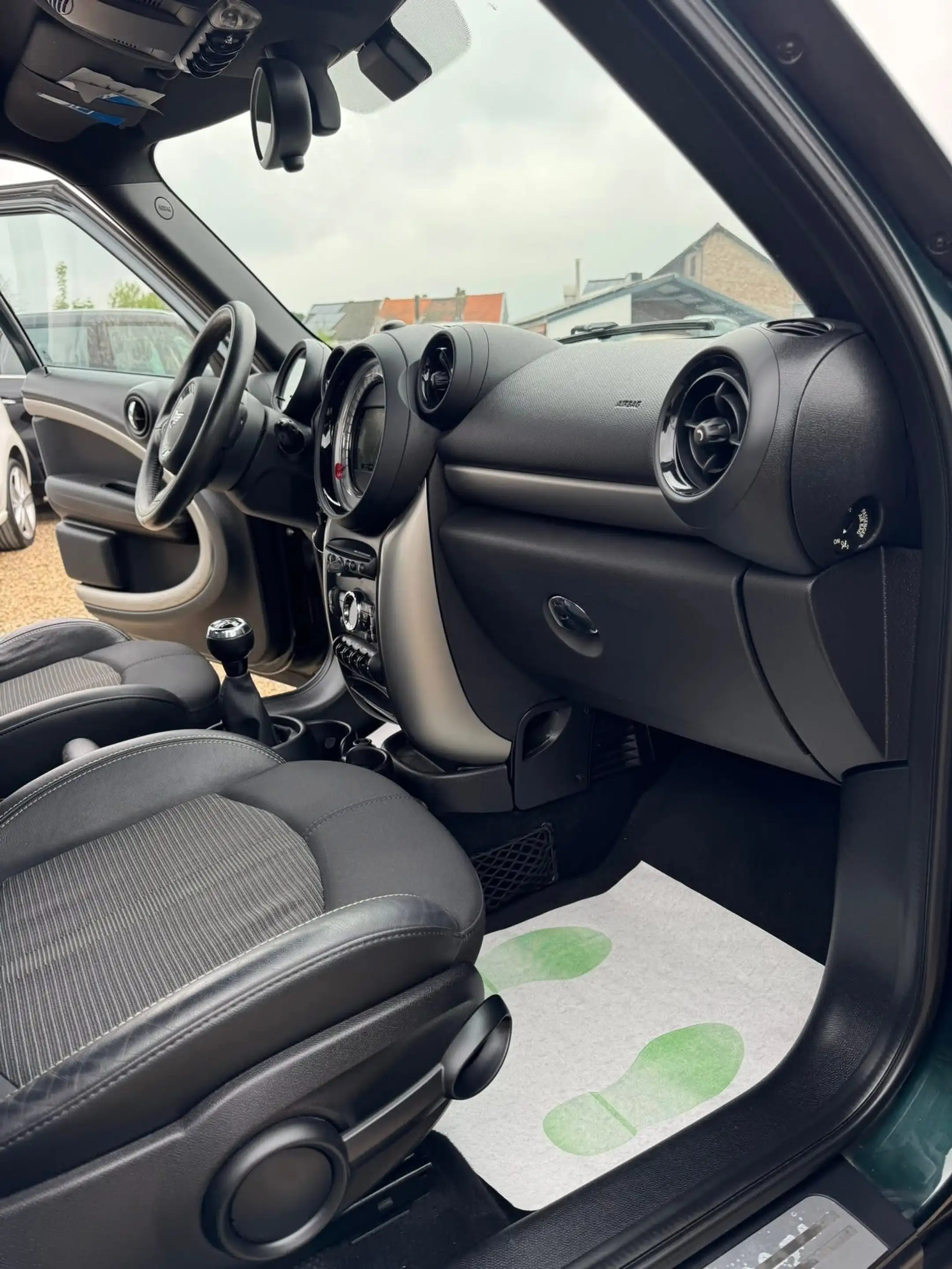 MINI Cooper D Countryman 1.6 DPF **12 mois de garantie** — photo 11