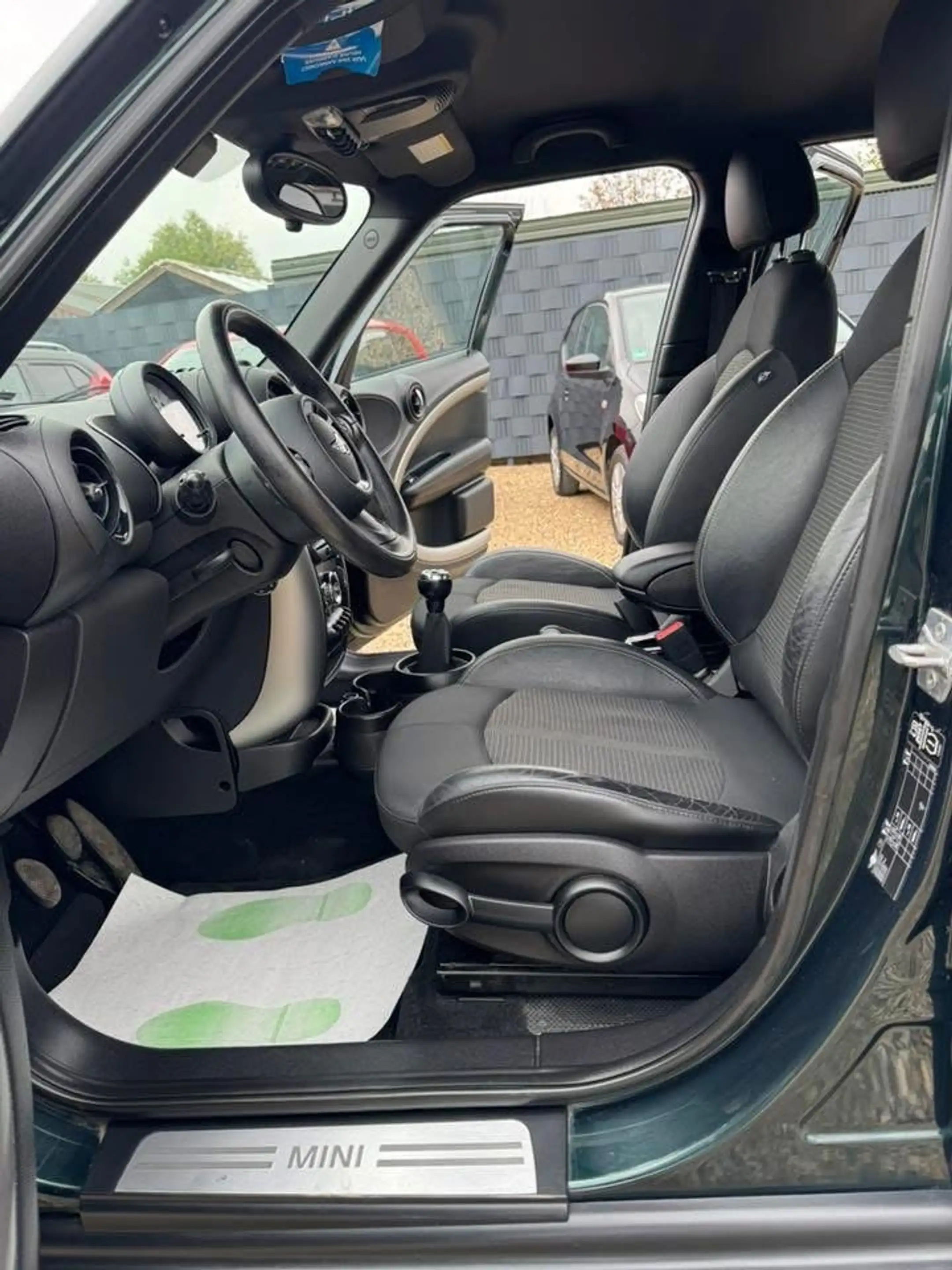 MINI Cooper D Countryman 1.6 DPF **12 mois de garantie** — photo 7