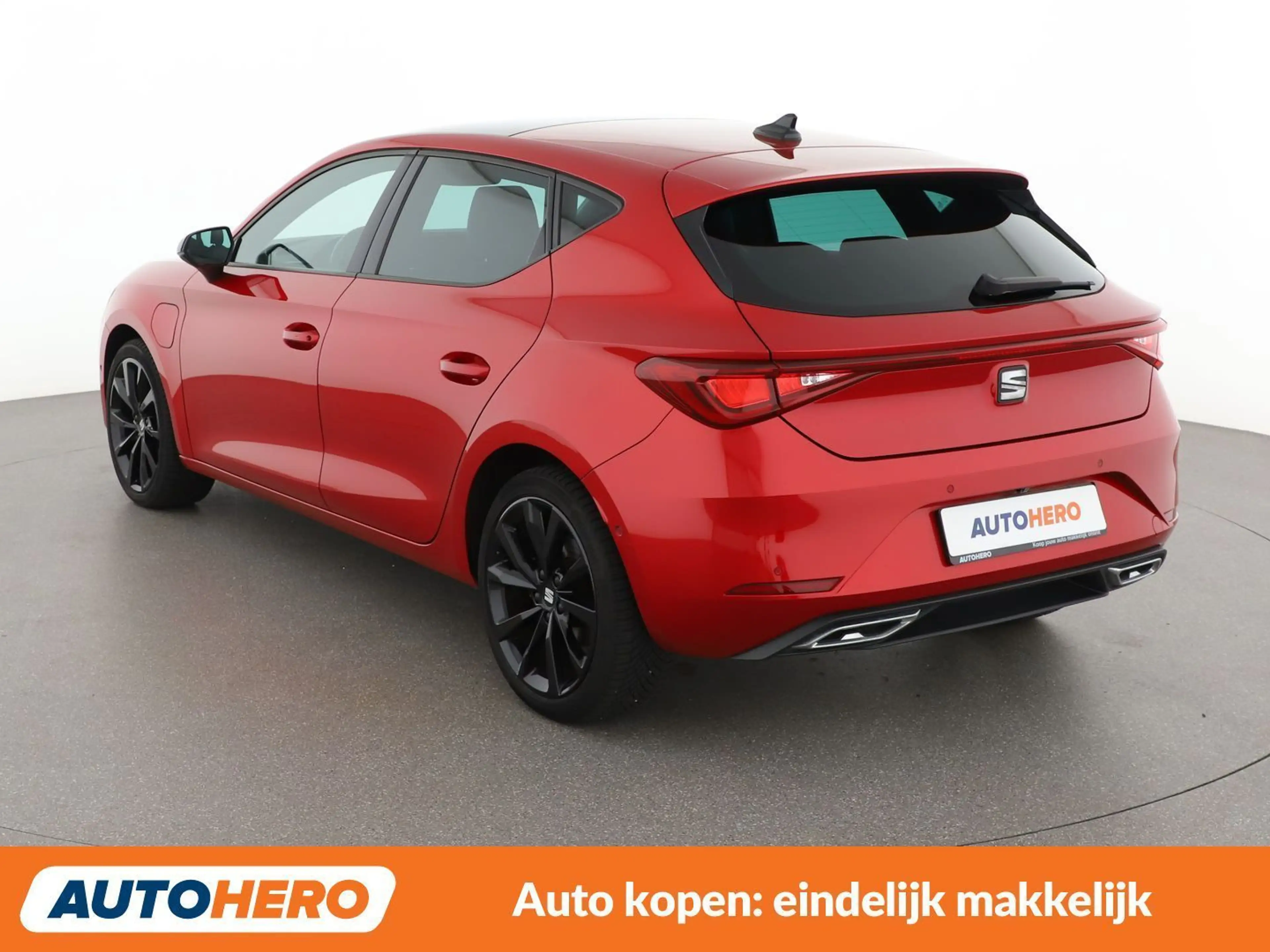 SEAT Leon e-Hybrid 1.4 TSI e-HYBRID FR — photo 4