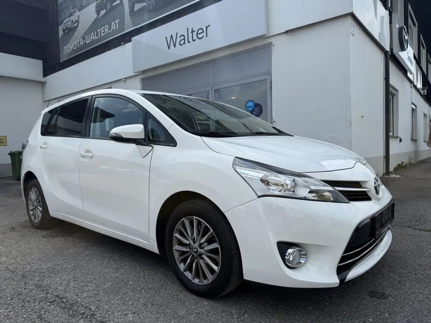 Toyota Verso Edition 45 Weiß - 1