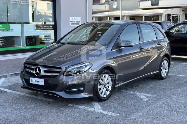 Mercedes-Benz B 180 B 180 d Business Extra