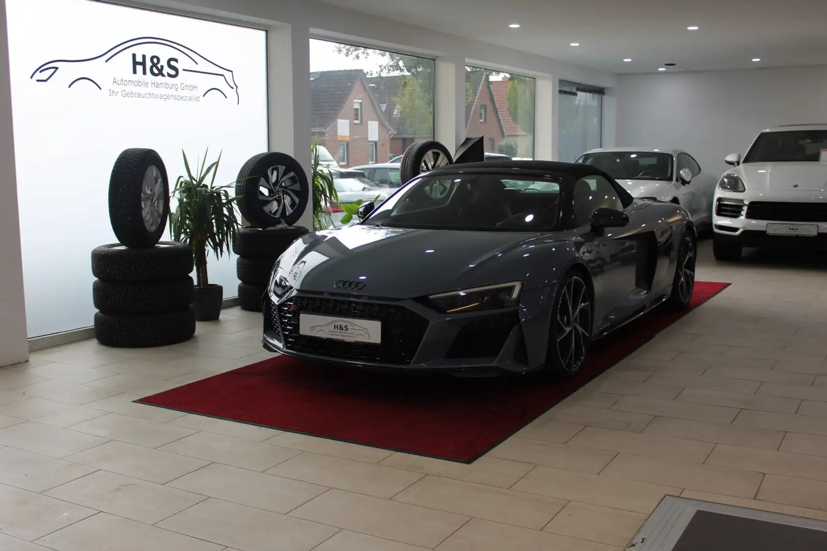 Audi R8 Spyder 5.2 FSI quattro performance Grau - 2