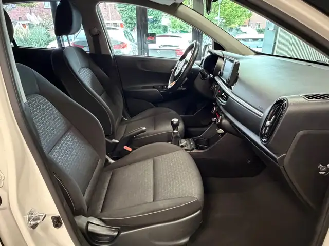 Kia Picanto view 8