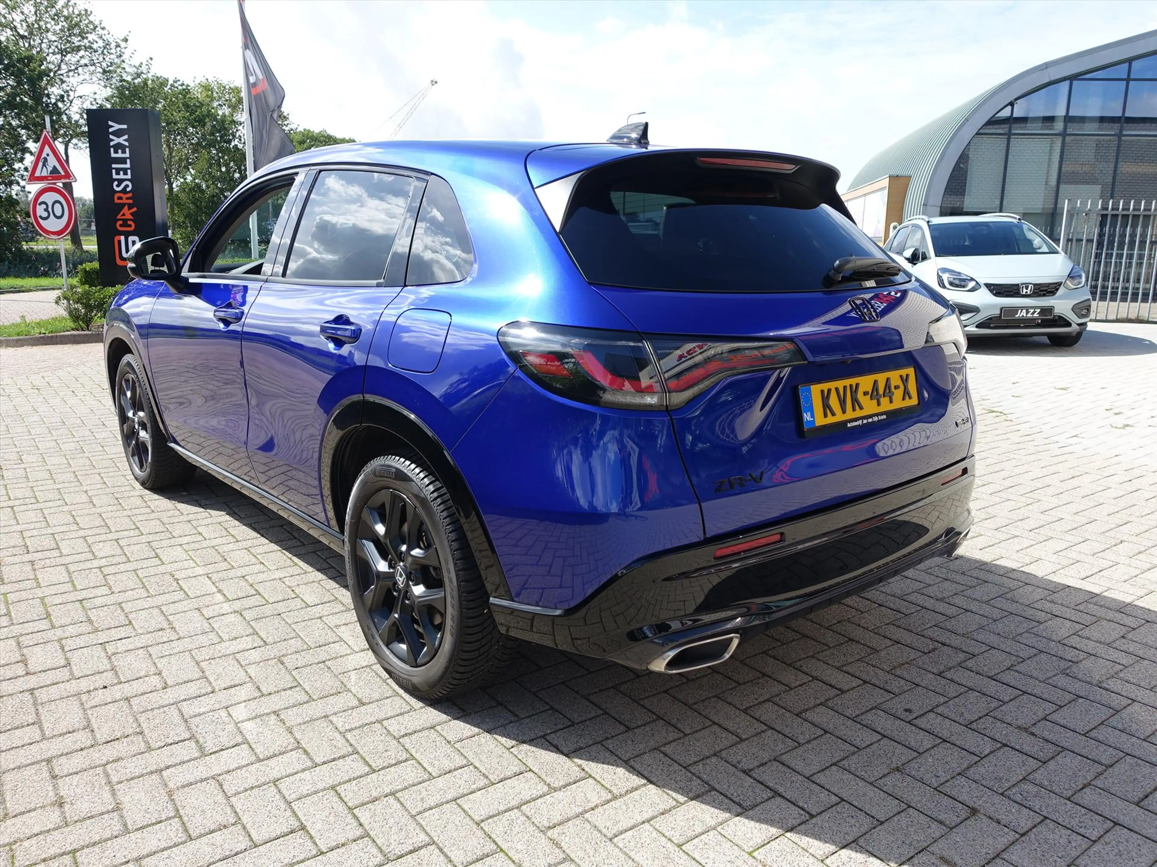 Honda ZR-V 2.0 Full Hybrid 184pk Aut Sport 4 Seizoenenbanden — photo 3