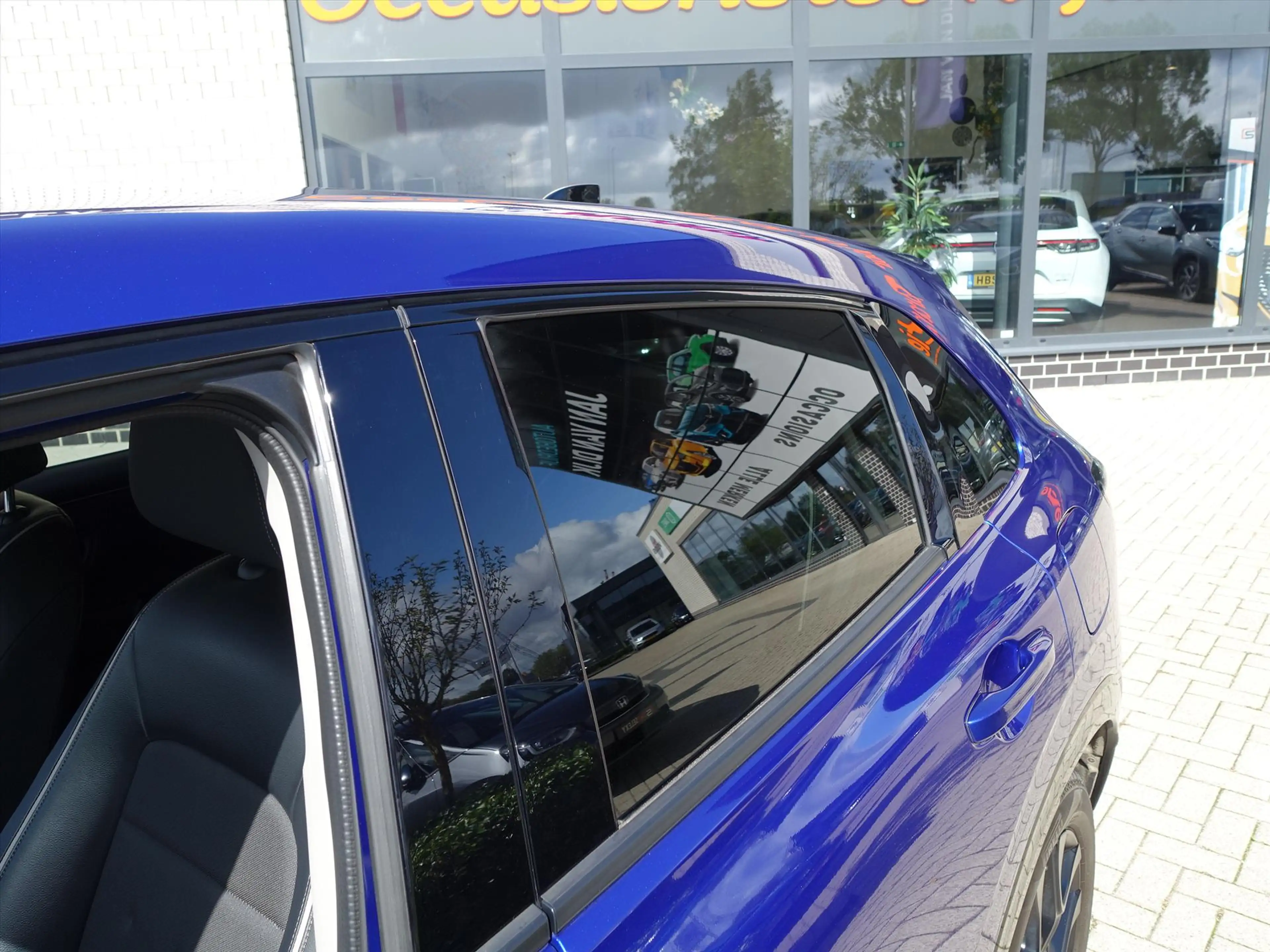 Honda ZR-V 2.0 Full Hybrid 184pk Aut Sport 4 Seizoenenbanden — photo 10