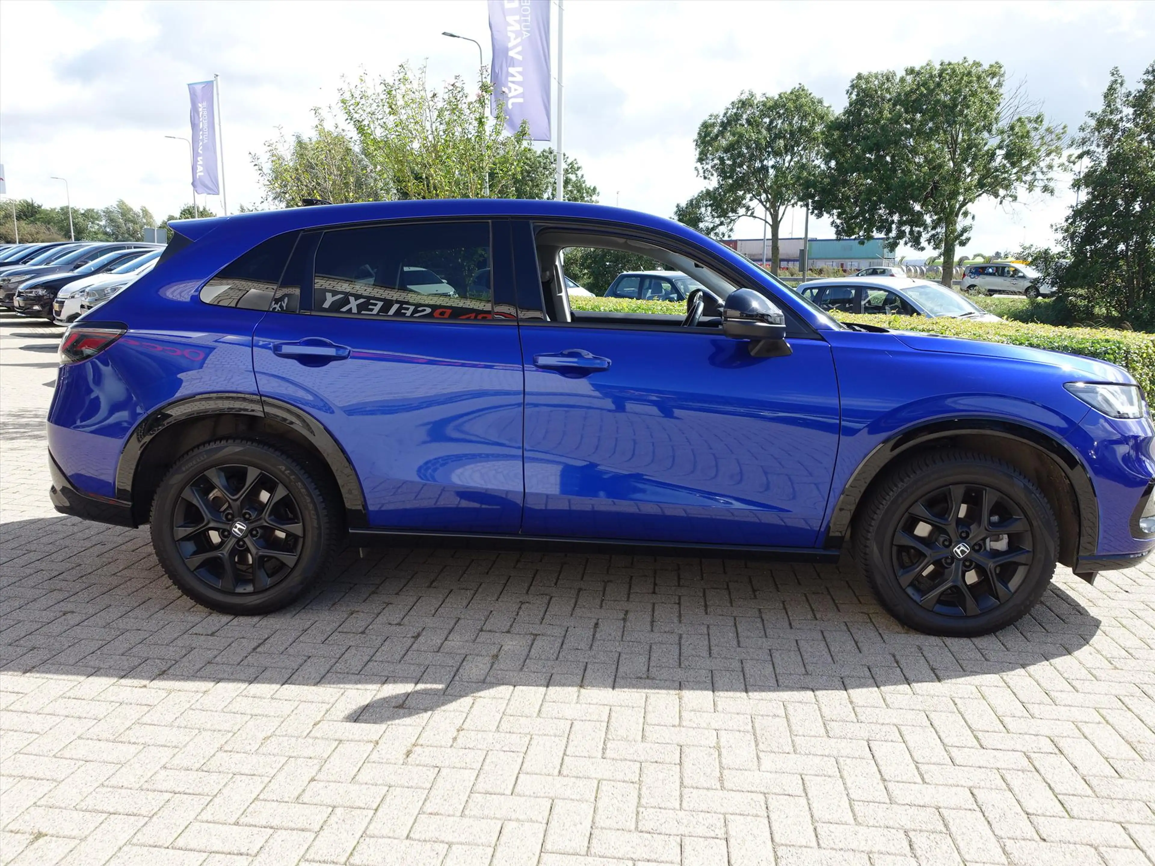 Honda ZR-V 2.0 Full Hybrid 184pk Aut Sport 4 Seizoenenbanden — photo 6