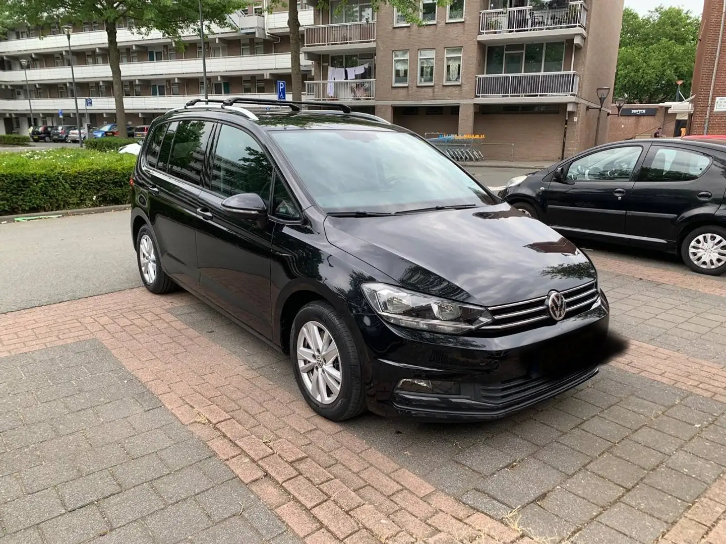 Volkswagen Touran Touran 2.0 TDI 115 CV DSG Business BlueMotion Tech Nero - 2