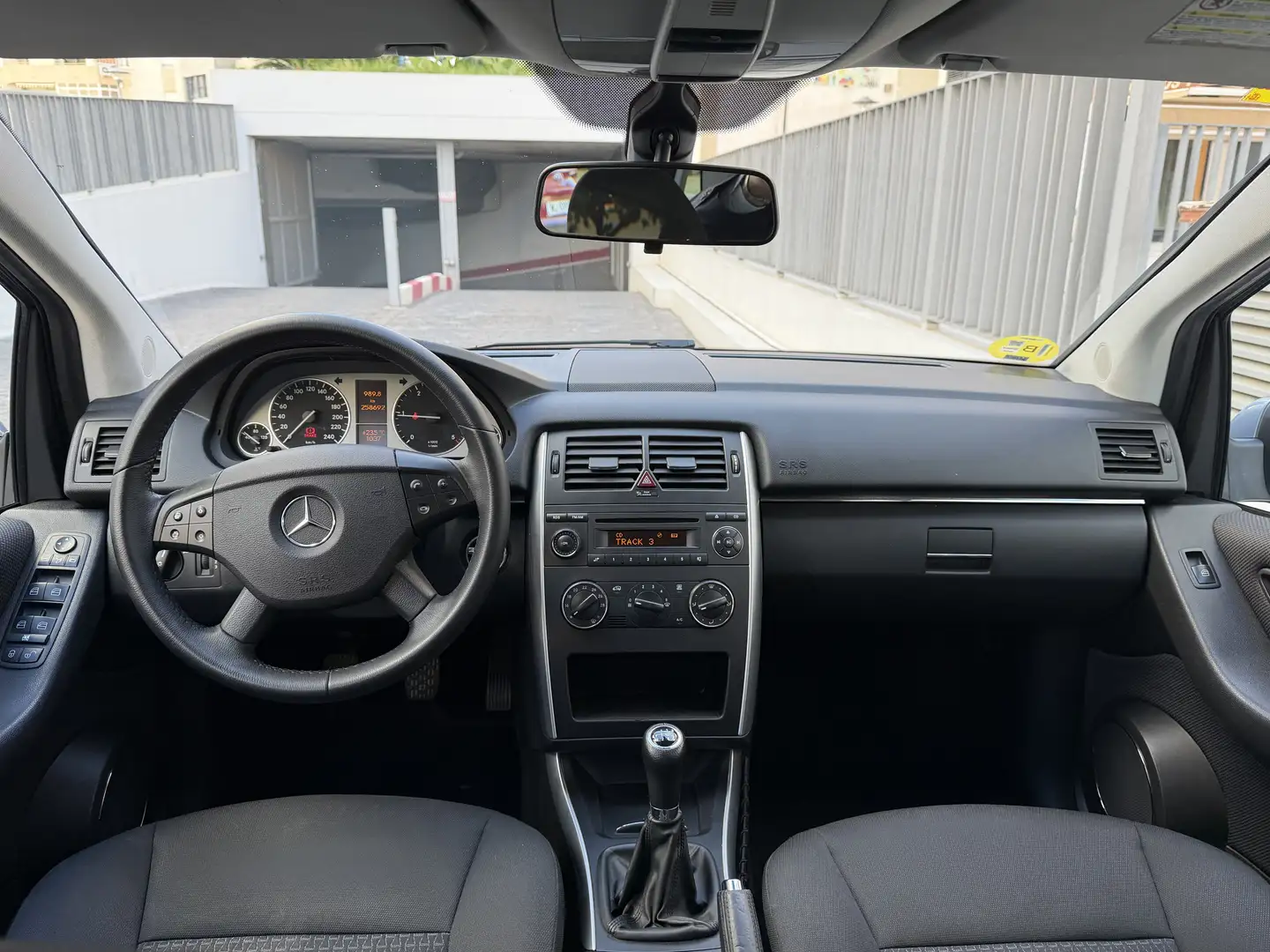 Mercedes-Benz B 200 200CDI Gris - 2