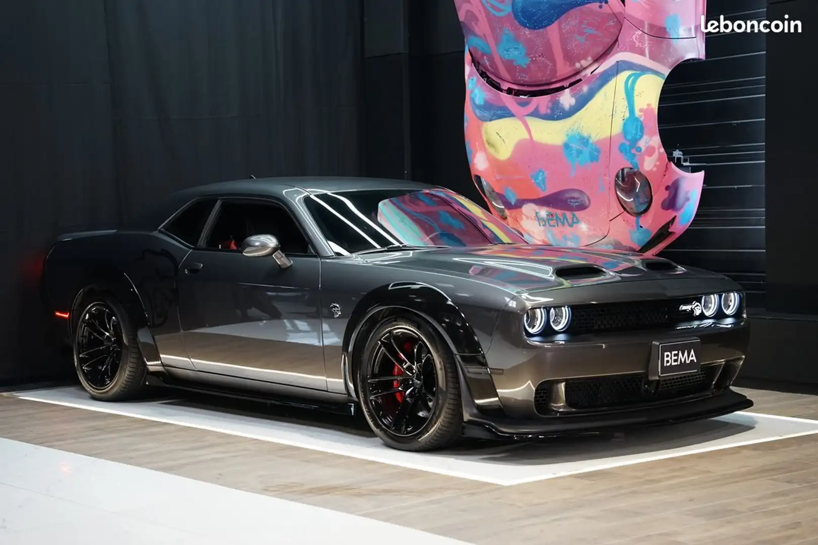 Dodge Challenger SRT HELLCAT WIDEBODY 6.2L V8 717CH | Malus Payé Ligne Titane Sièges ventilés Admission JLT Harman Kardon À partir de 1 49 Gris - 1