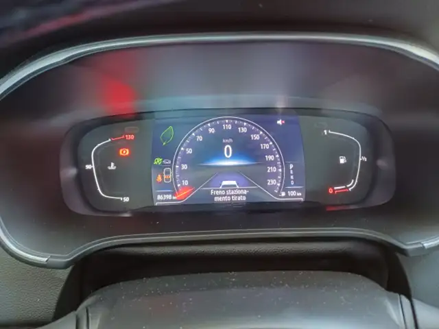 Renault Megane view 8