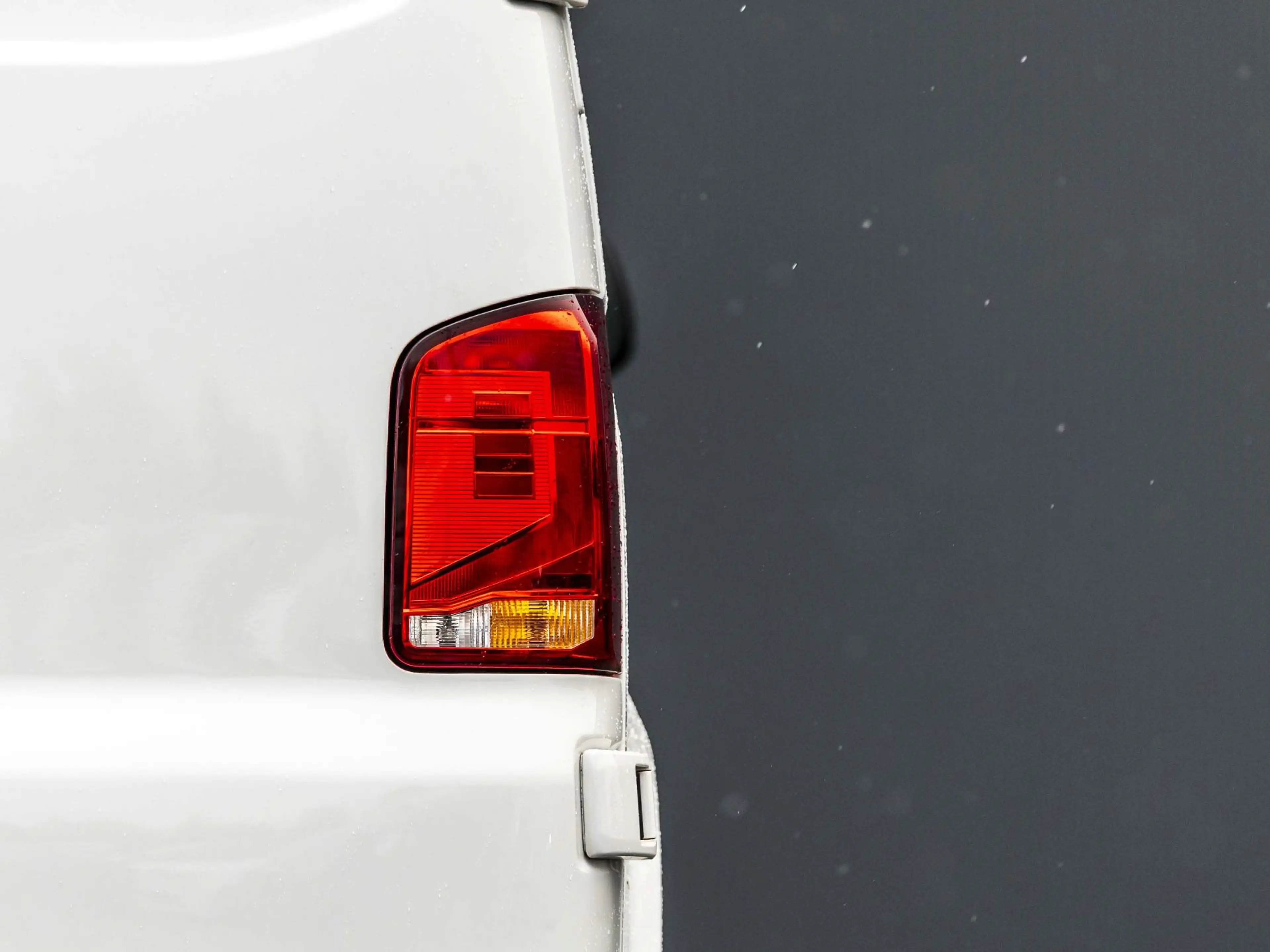 Volkswagen T6.1 Transporter 2.0 TDI L2H1 28 Airco|trekhaak|inrichting|L2|inclu — photo 8