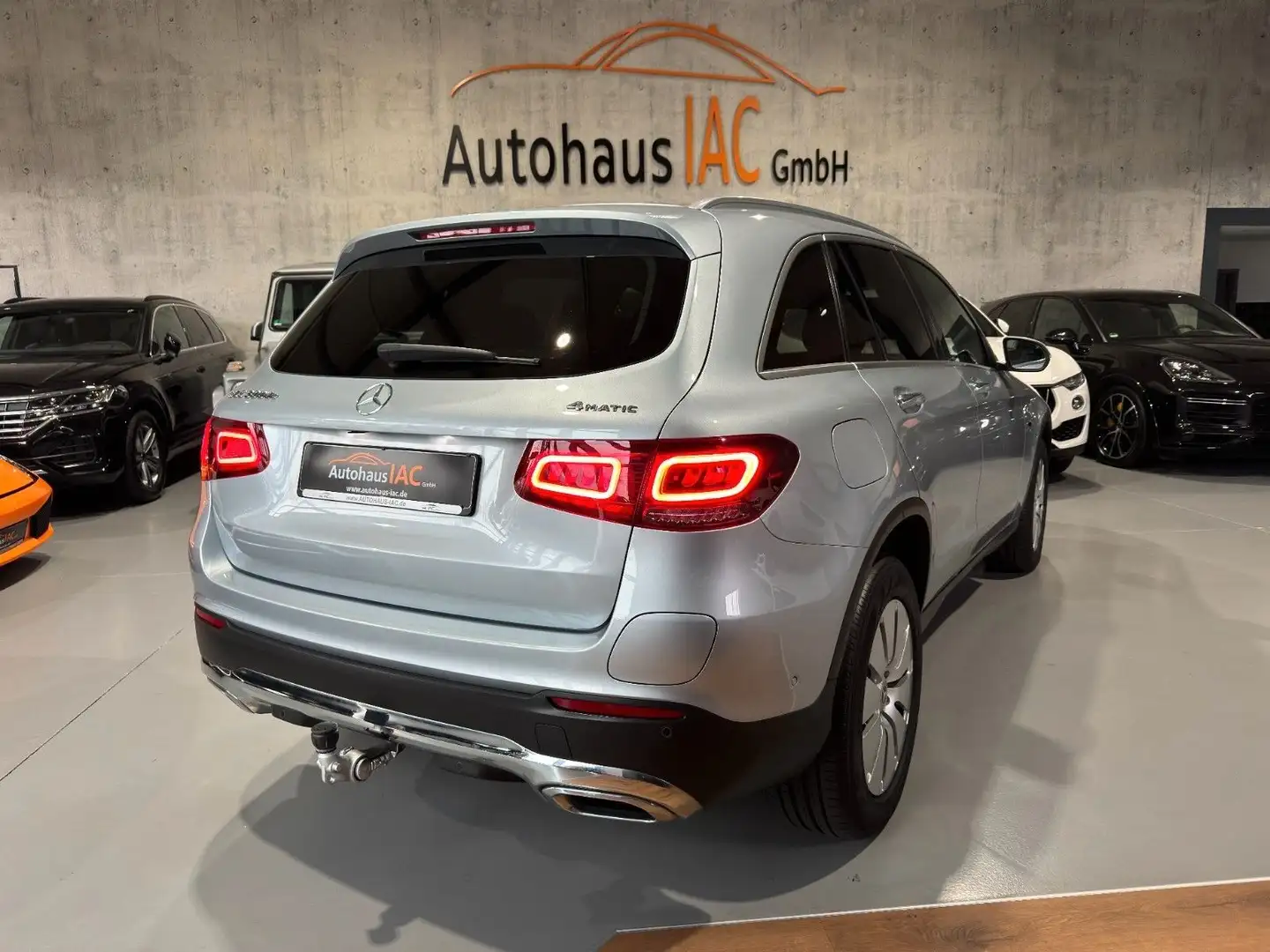 Mercedes-Benz GLC 300 de 4Matic/Pano/AHK/360/Leder/Dig. Tacho Silber - 2
