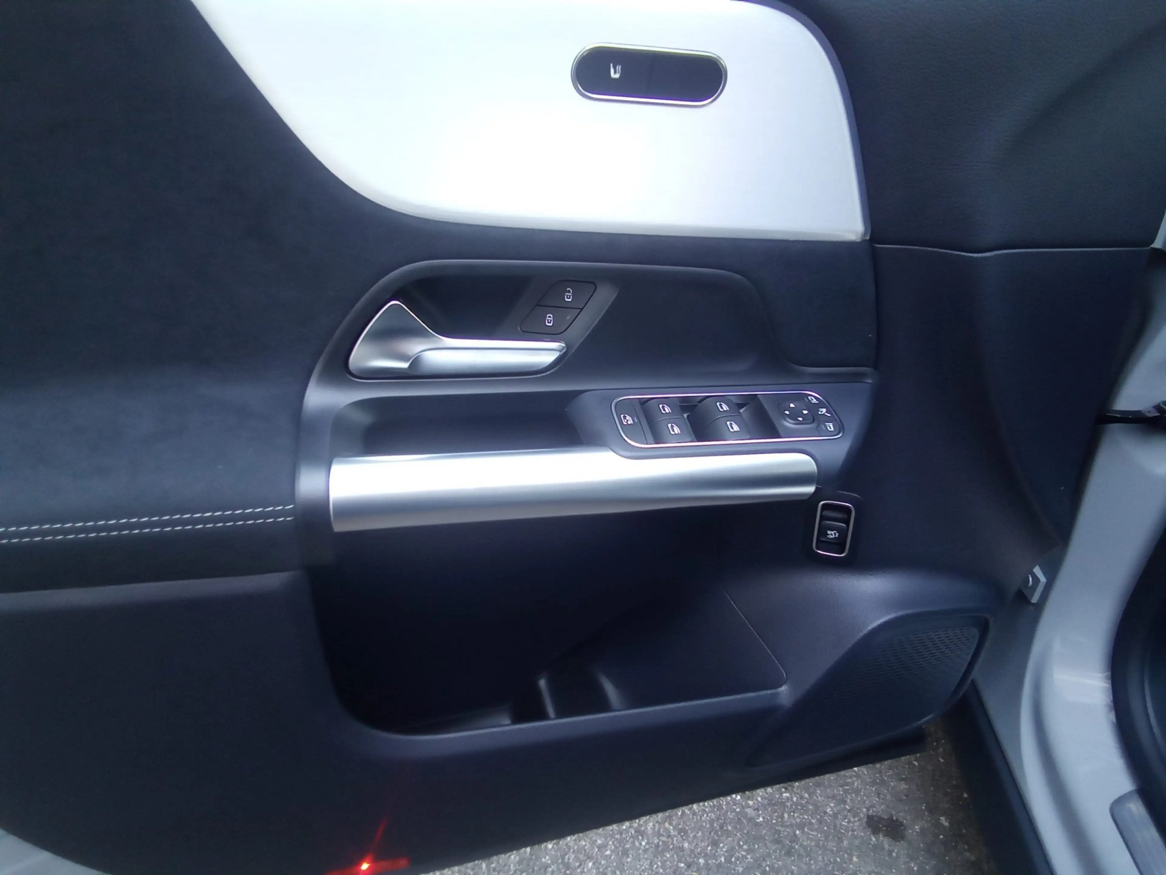 Mercedes-Benz GLA 180 Ö-Edition AMG-Spezial-Edition — photo 15