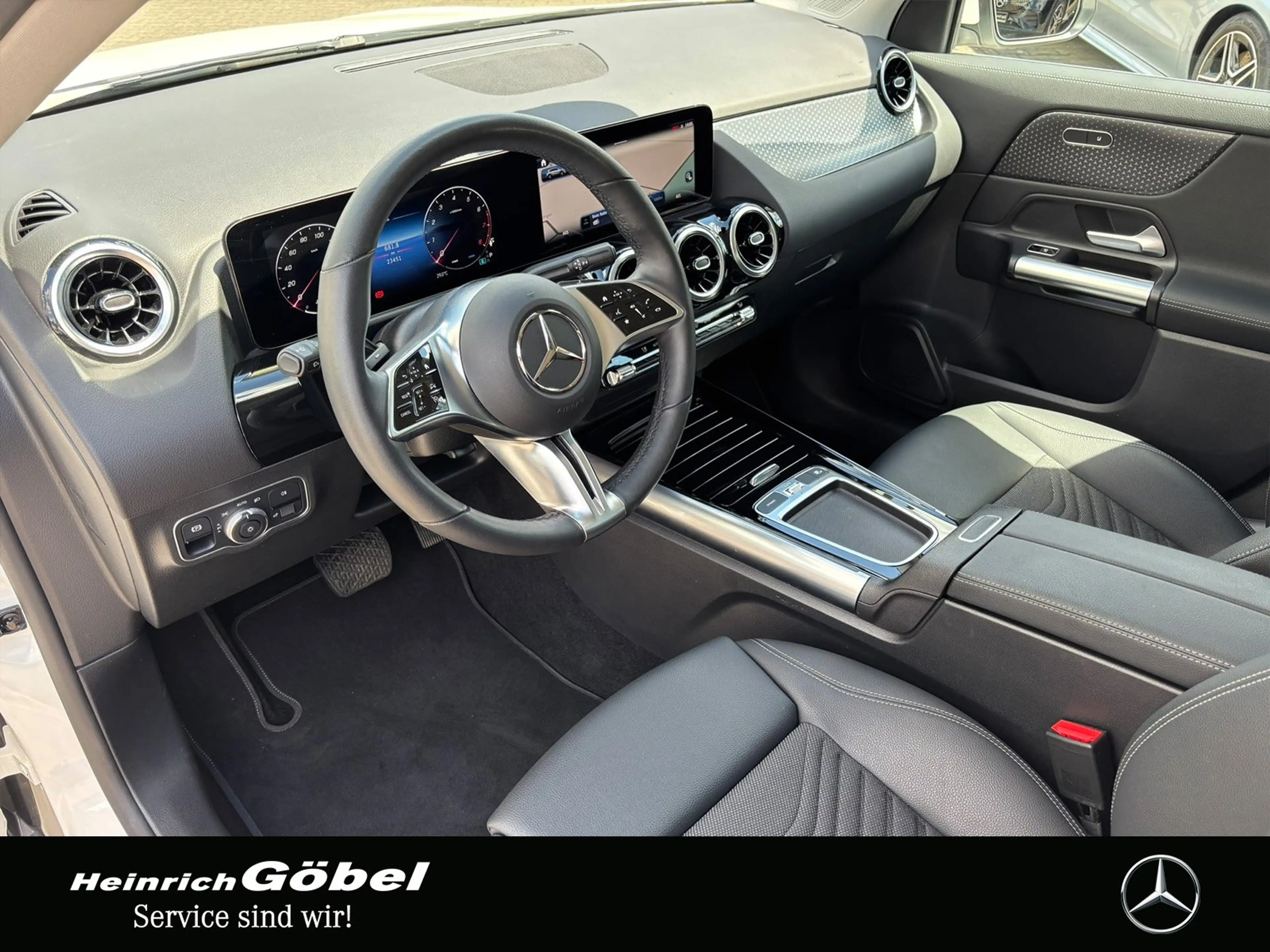 Mercedes-Benz GLA 220 4M PROGRESSIVE*TOTWINKEL*WINTER-PAKE*KAM — photo 9