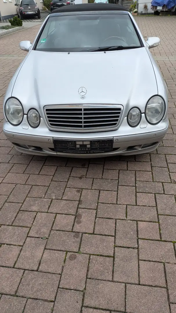 Mercedes-Benz CLK Elegance Plateado - 1