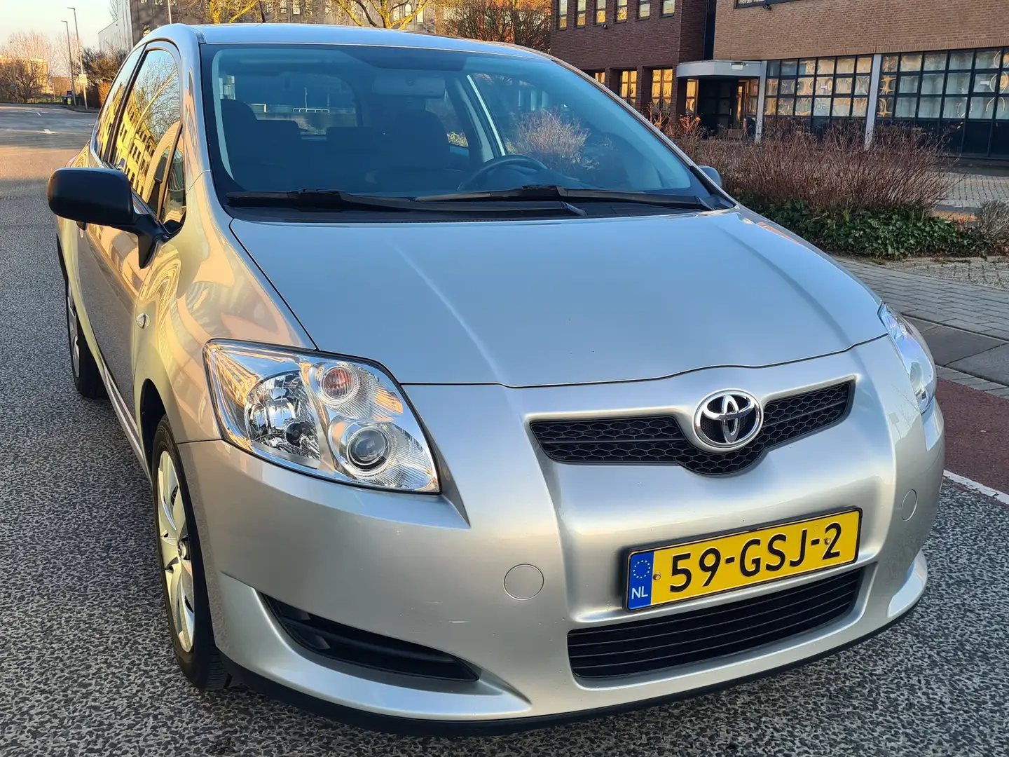 Toyota Auris Auris Terra 1.4-16V 3drs, NAP, 27-03-2026 APK! Zilver - 1