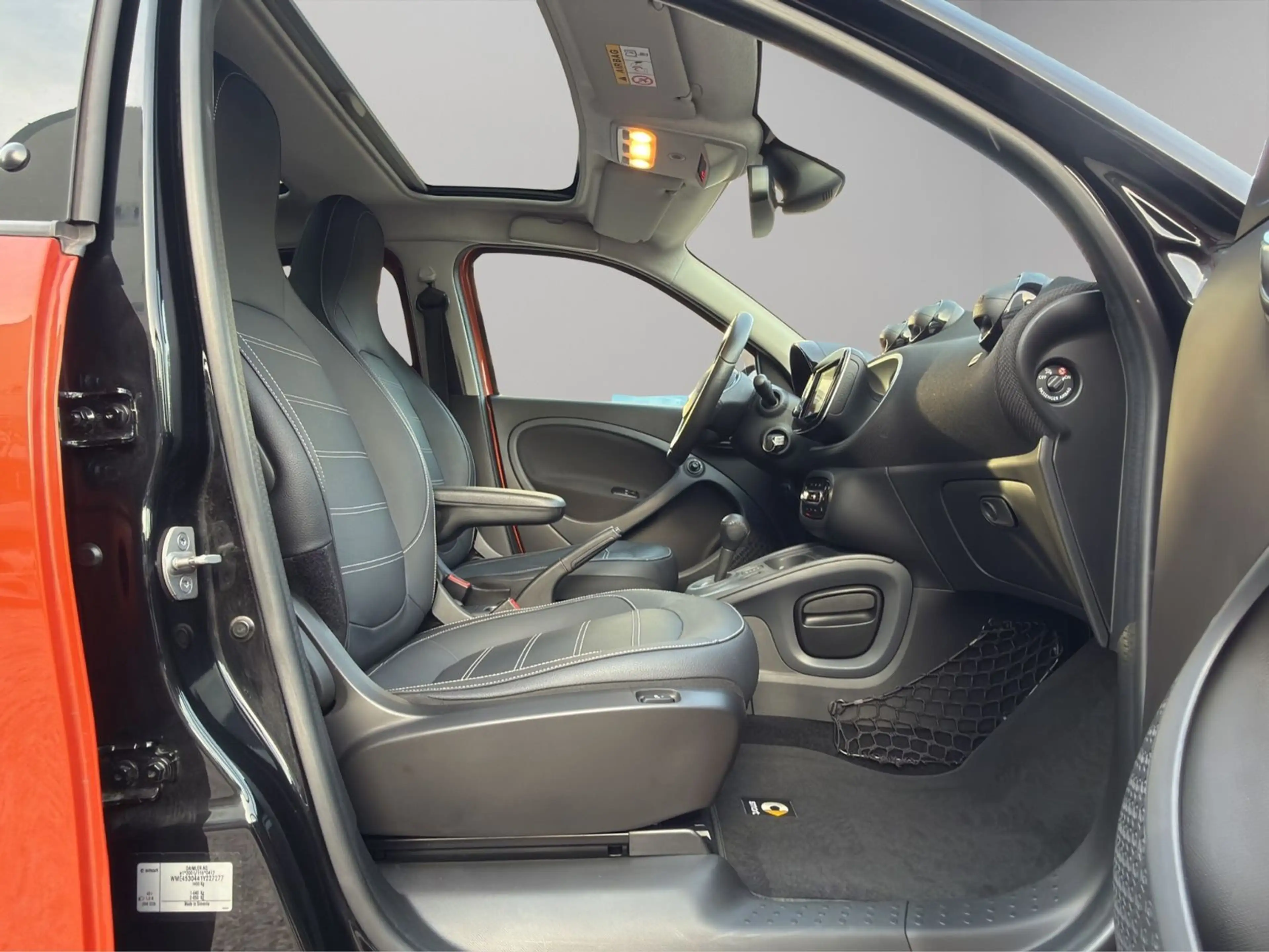 smart forFour Prime Automatik Leder Navi R-Kamera — photo 11
