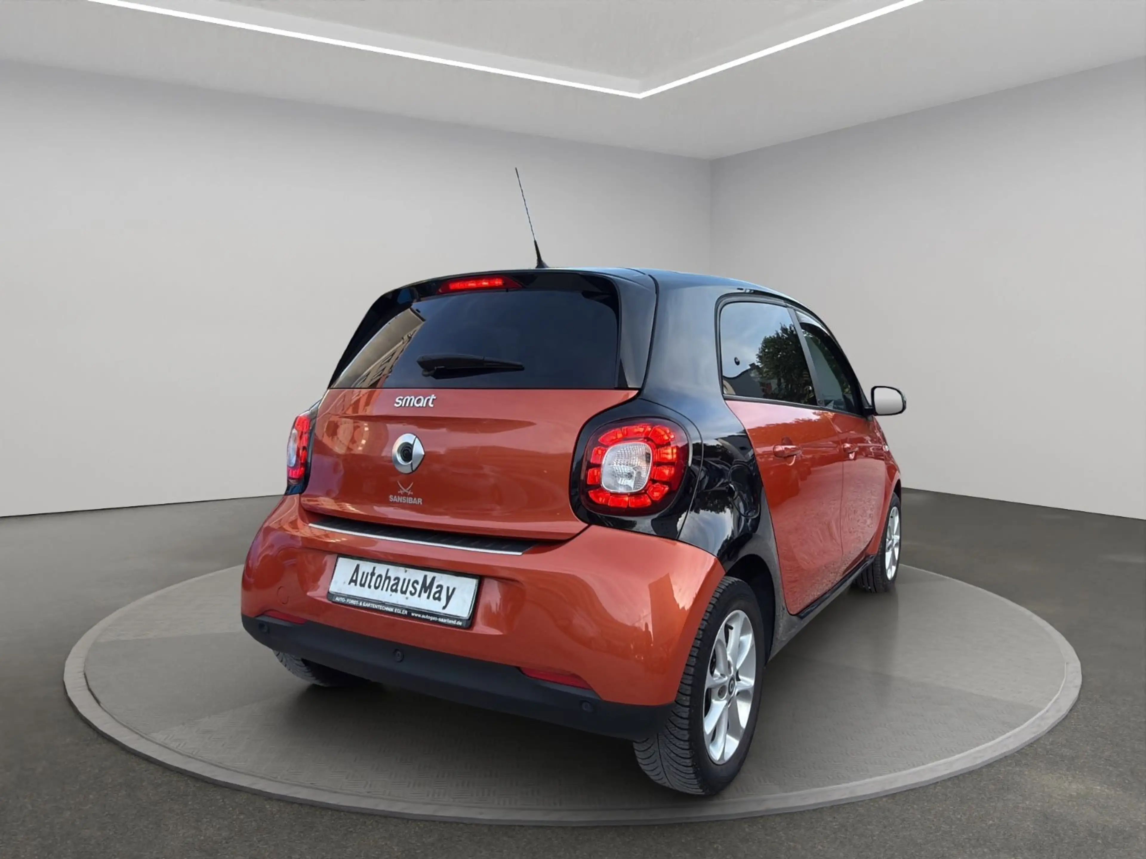 smart forFour Prime Automatik Leder Navi R-Kamera — photo 8