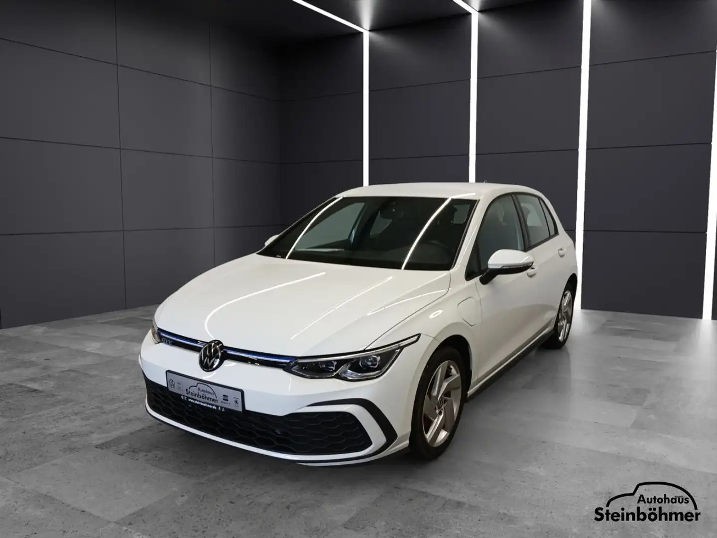 Volkswagen Golf GTE 1.4TSI DSG LED Plus NAV ACC SHZ AppCon Weiß - 2