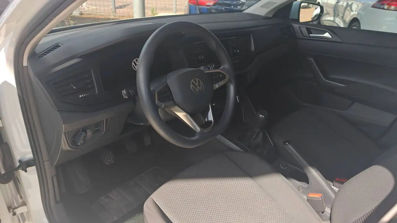 Volkswagen Polo Citadine 5 portes — photo 8
