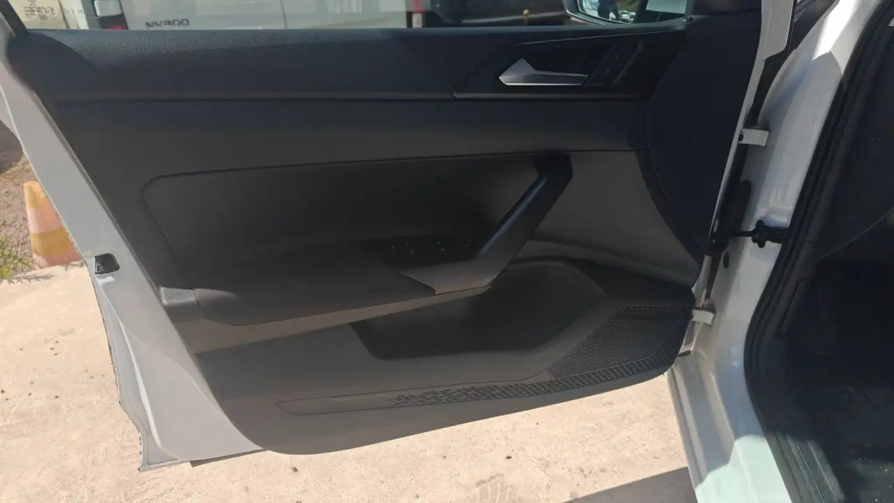 Volkswagen Polo Citadine 5 portes — photo 7
