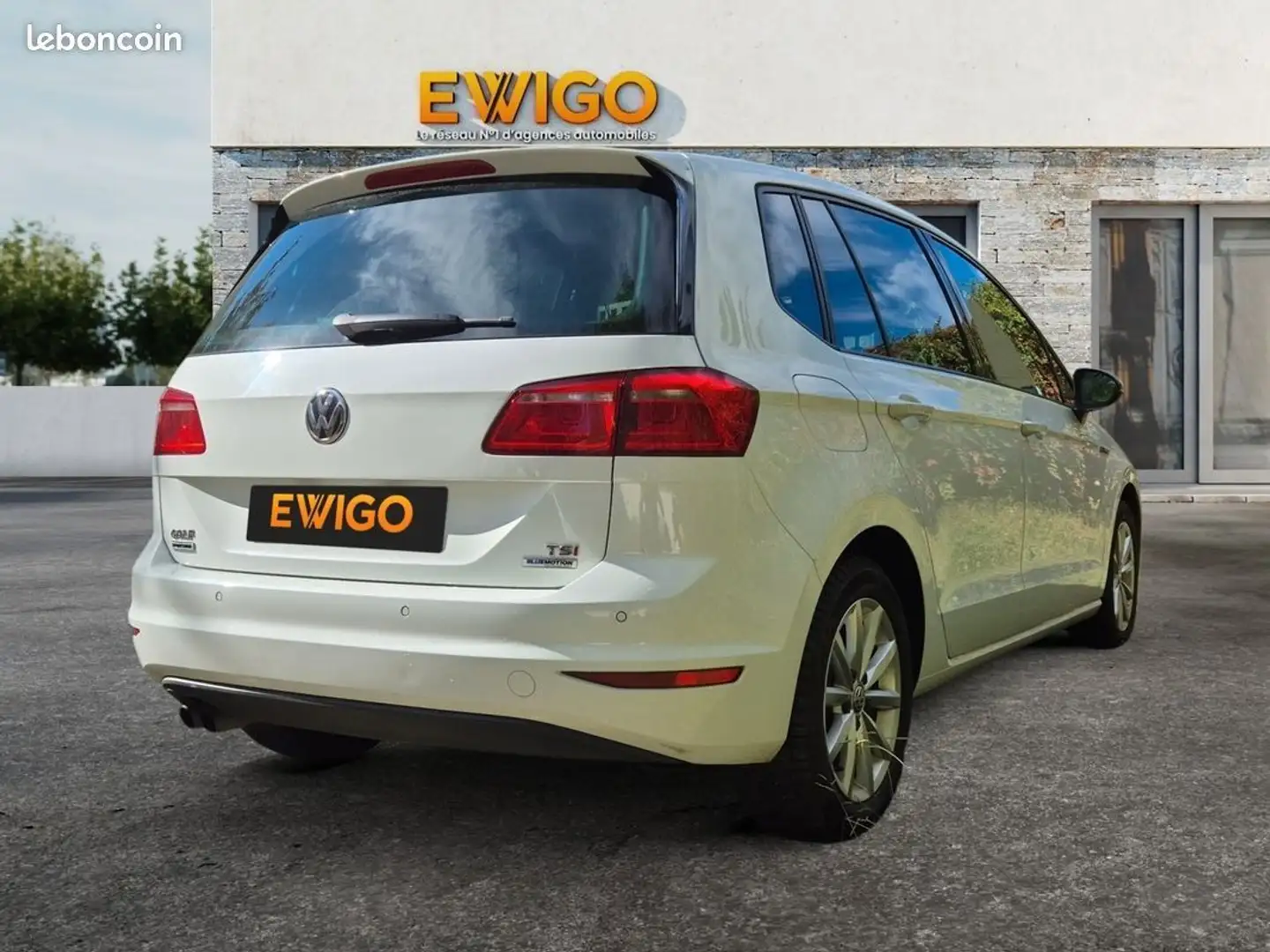 Volkswagen Golf Sportsvan 1.4 tsi 125 bluemotion lounge dsg bva 4 pneux all season neuf revision faite ct ok affaire +++ Blanc - 2