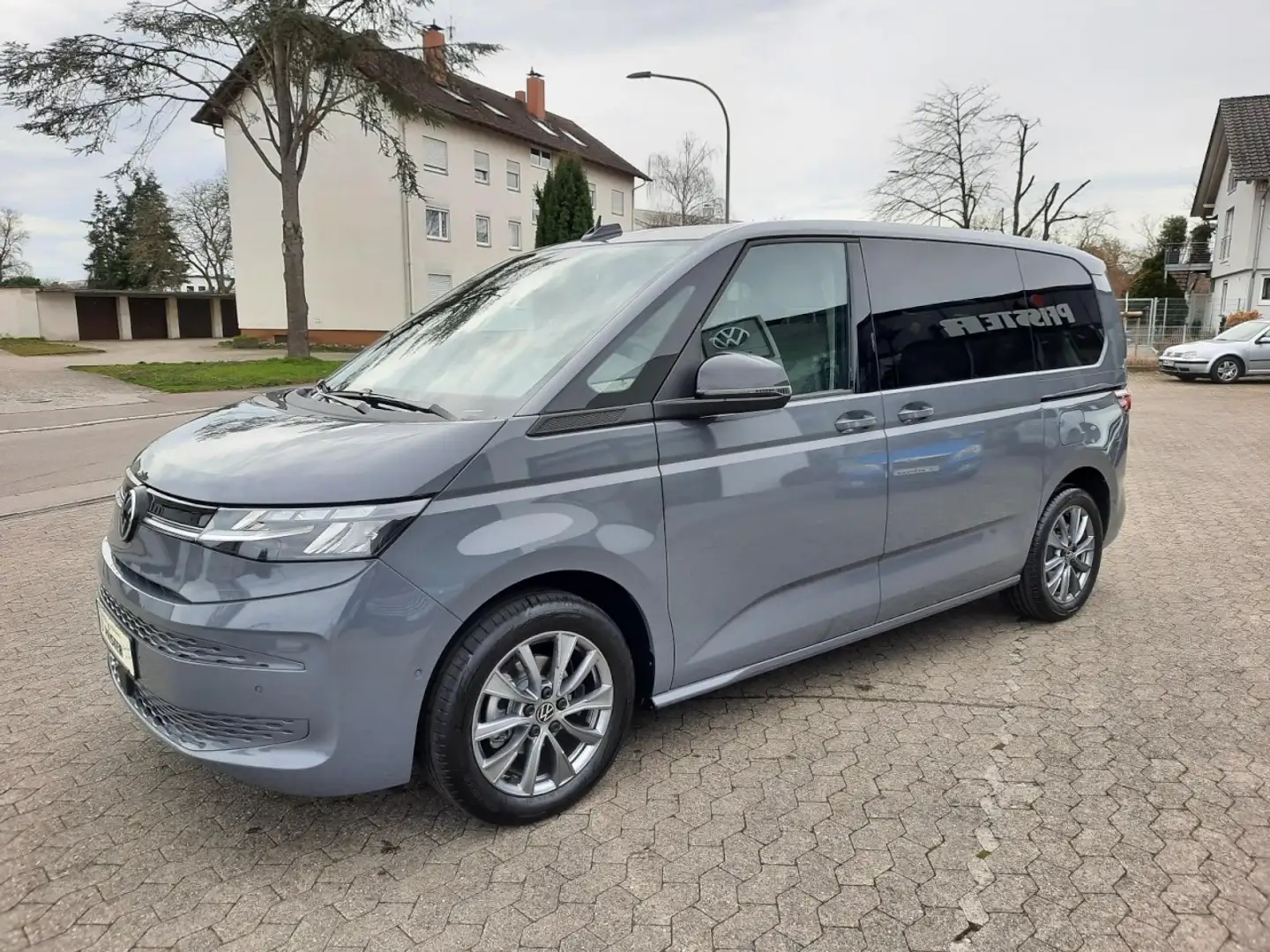 Volkswagen T7 Multivan Life Discover Pro Navi ACC Klima Navi Szürke - 2