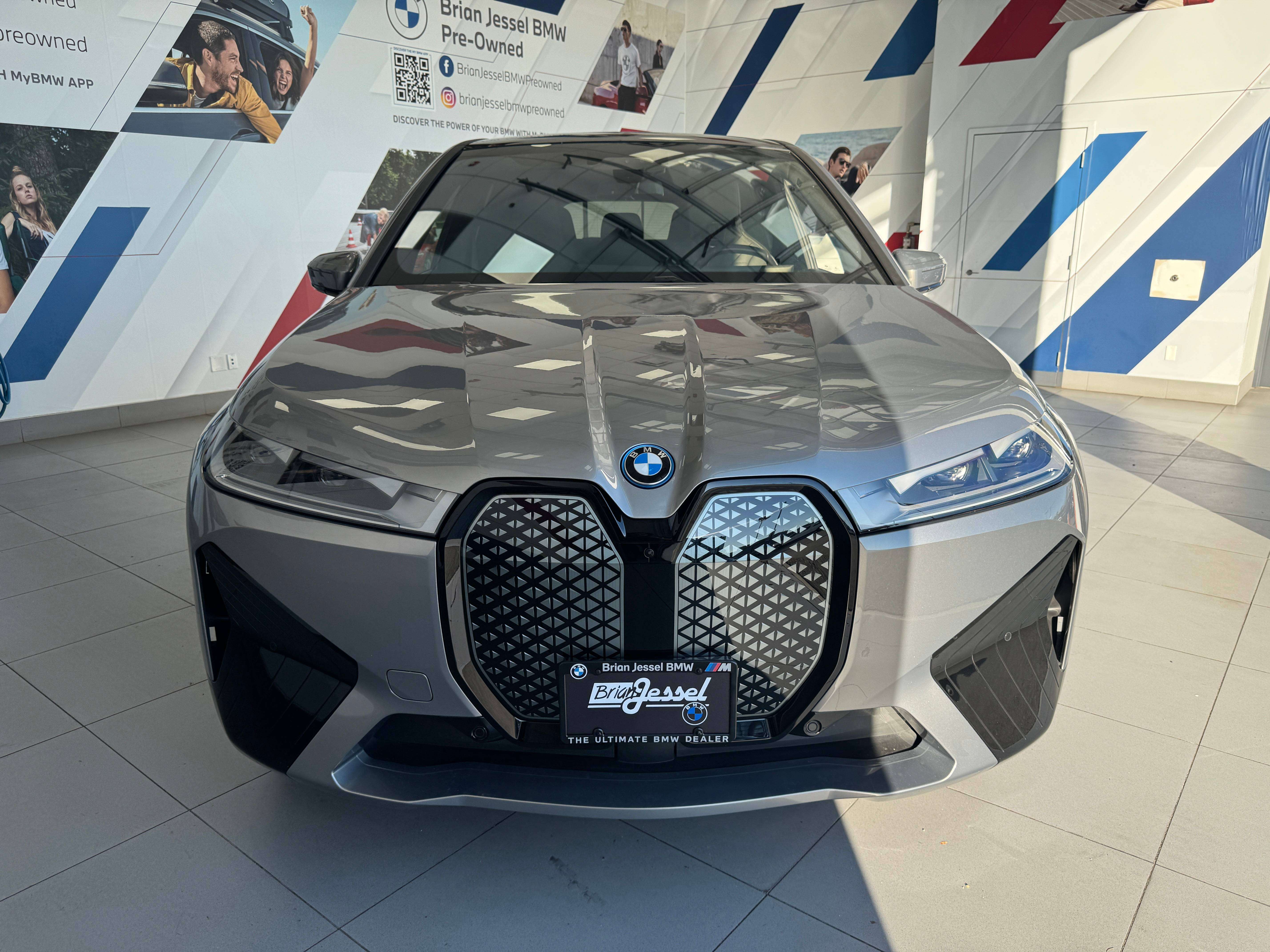 2023 BMW iX