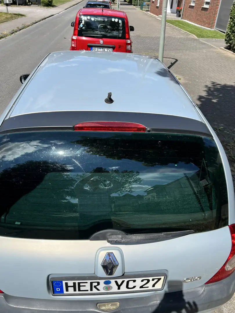 Renault Clio Authentique Confort - 2