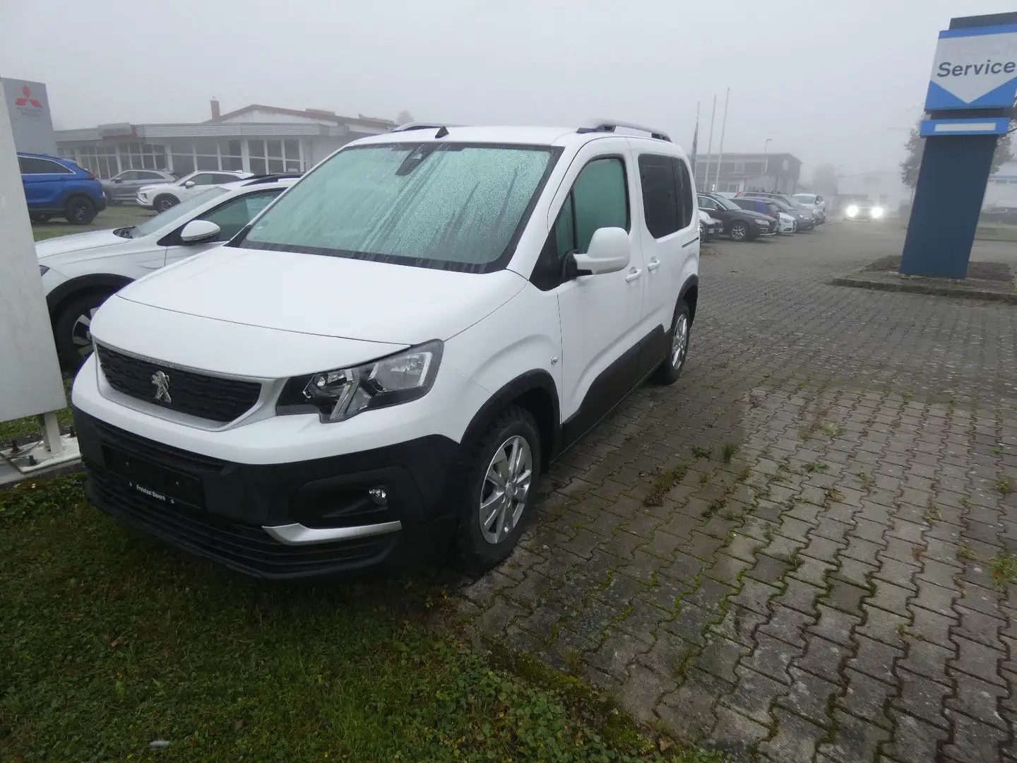 Peugeot Rifter Active L1 Weiß - 2