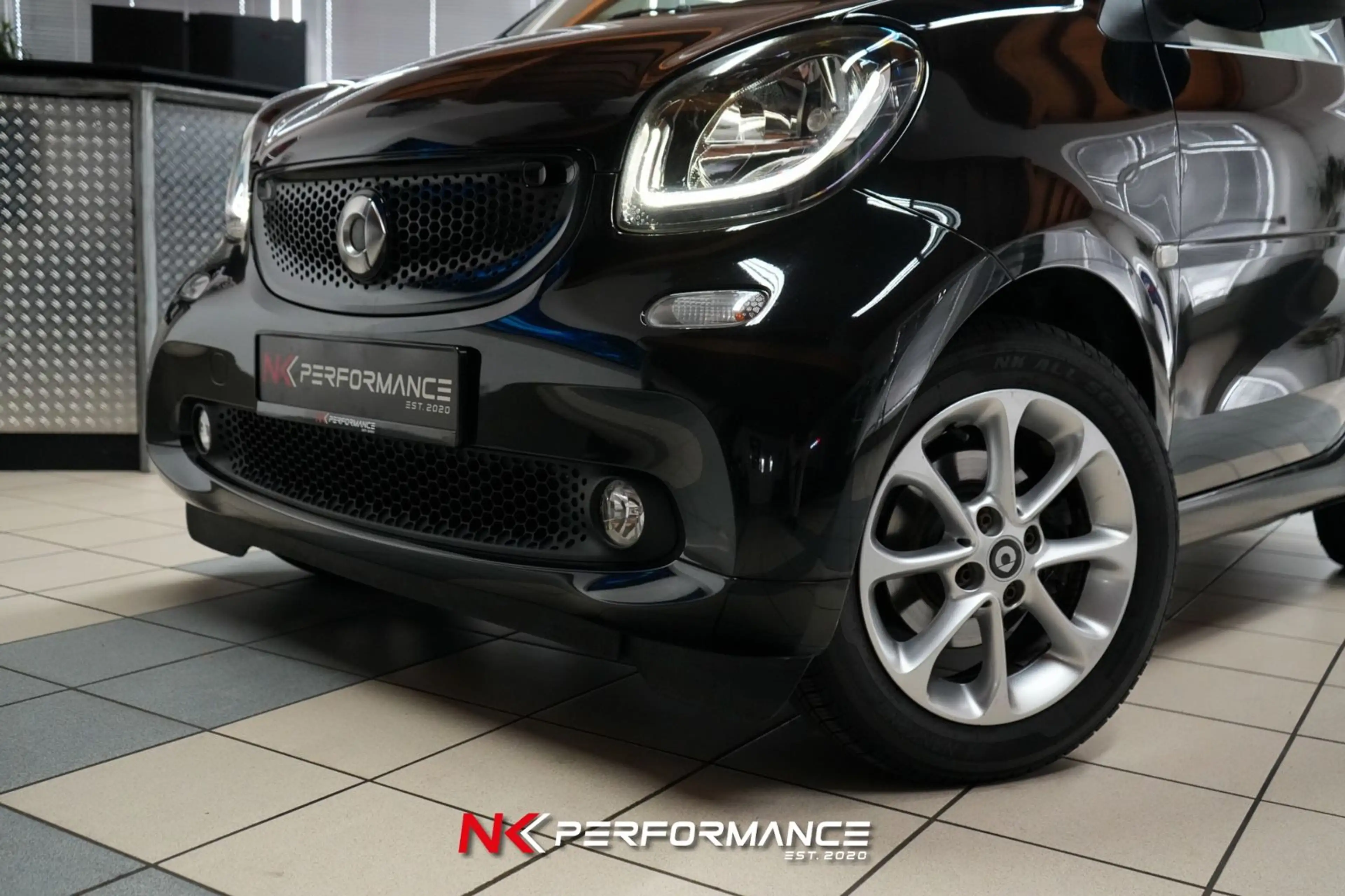 smart forTwo coupe 52 kW PASSION / PANO / SHZ / LED — photo 2
